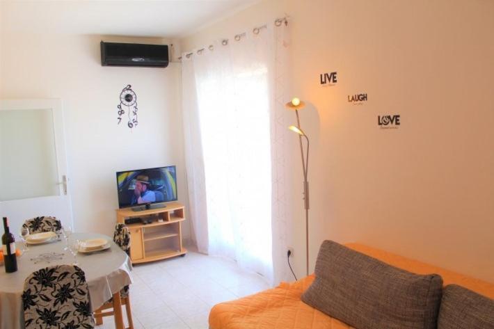 Apartment Nana Primošten Екстериор снимка